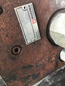 Liebherr Zusätzliches Ventil